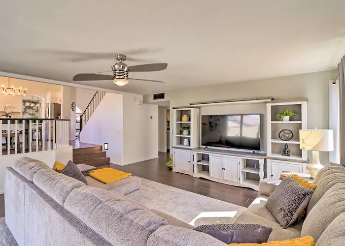 Complimentary Heated Pool: Goodyear Getaway!