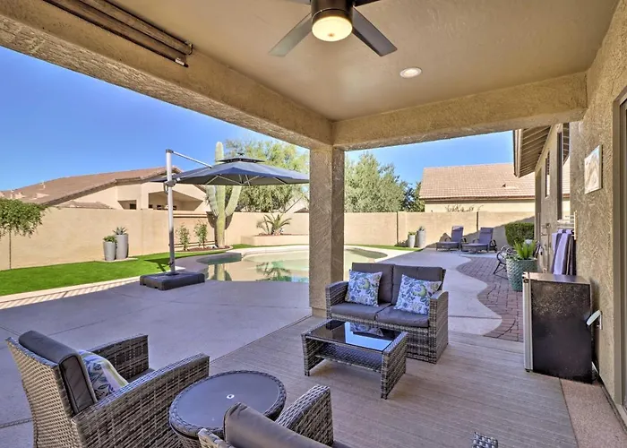 Complimentary Heated Pool: Goodyear Getaway! *