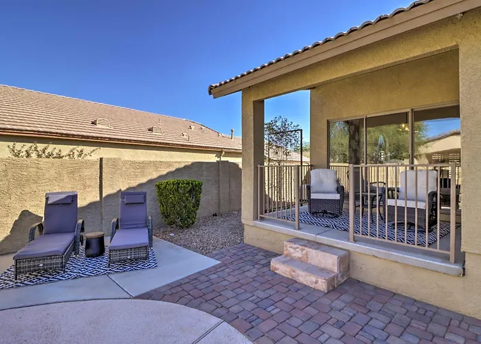 Complimentary Heated Pool: Goodyear Getaway! *